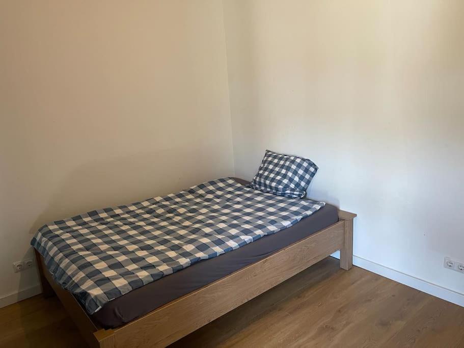Lovely 1 Private Bedroom With Garden View Rotterdam Ngoại thất bức ảnh